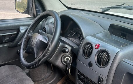 Citroen Berlingo II рестайлинг, 2010 год, 325 000 рублей, 5 фотография