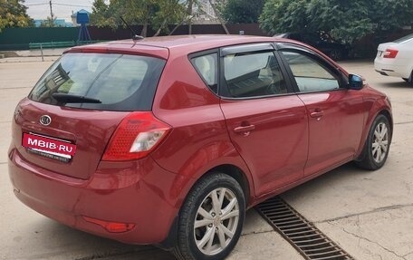 KIA cee'd I рестайлинг, 2011 год, 650 000 рублей, 6 фотография