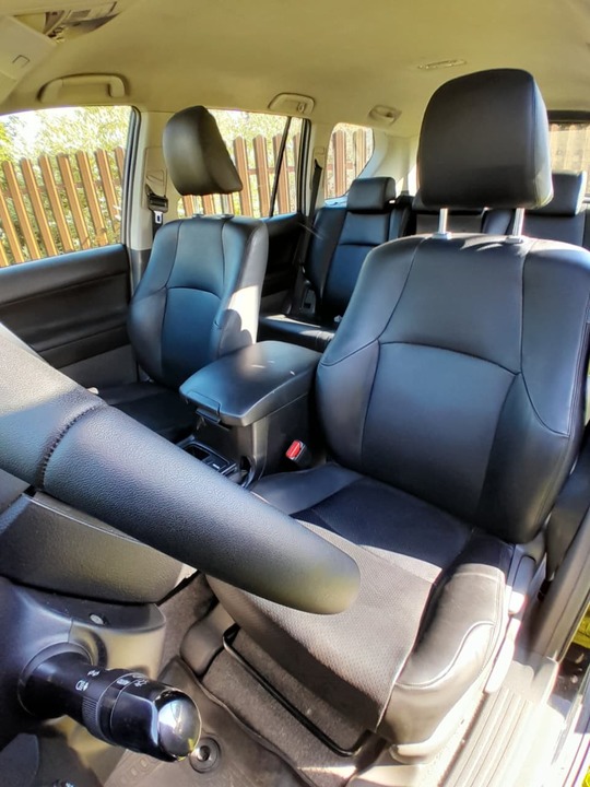 Toyota Land Cruiser Prado 150, 2010 год, 2 300 000 рублей, 2 фотография