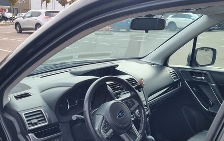 Subaru Forester, 2018 год, 1 810 000 рублей, 5 фотография