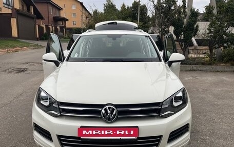 Volkswagen Touareg III, 2011 год, 1 980 000 рублей, 19 фотография