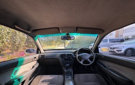 Toyota Carina, 1994 год, 400 000 рублей, 8 фотография