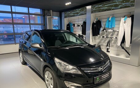 Hyundai Solaris II рестайлинг, 2016 год, 785 000 рублей, 3 фотография