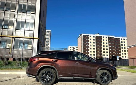 Lexus RX IV рестайлинг, 2018 год, 4 250 000 рублей, 1 фотография