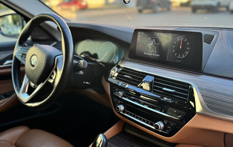 BMW 5 серия, 2019 год, 4 400 000 рублей, 5 фотография