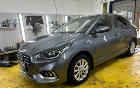 Hyundai Solaris II рестайлинг, 2017 год, 1 150 000 рублей, 2 фотография