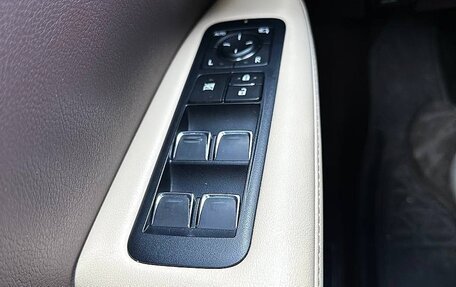 Lexus RX IV рестайлинг, 2018 год, 4 250 000 рублей, 10 фотография