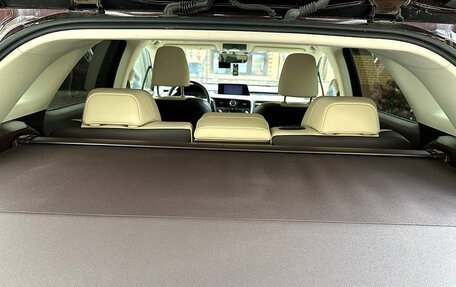 Lexus RX IV рестайлинг, 2018 год, 4 250 000 рублей, 15 фотография