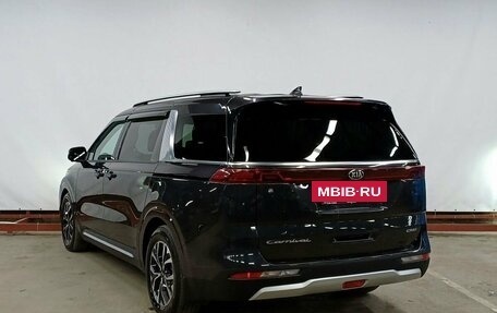 KIA Carnival, 2021 год, 3 749 000 рублей, 7 фотография