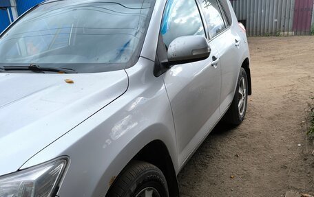 Toyota RAV4, 2011 год, 1 000 000 рублей, 2 фотография
