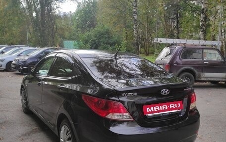 Hyundai Solaris II рестайлинг, 2011 год, 640 000 рублей, 9 фотография