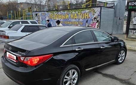 Hyundai Sonata VI, 2010 год, 950 000 рублей, 5 фотография
