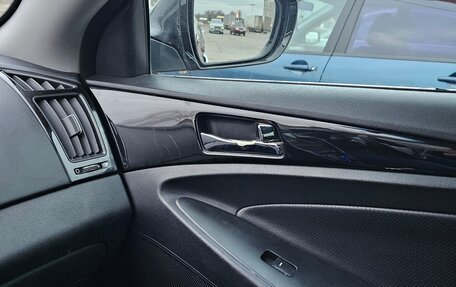 Hyundai Sonata VI, 2010 год, 950 000 рублей, 15 фотография