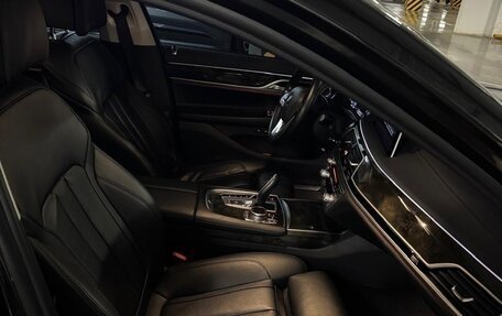 BMW 7 серия, 2019 год, 6 500 000 рублей, 3 фотография