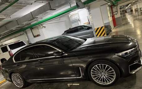 BMW 7 серия, 2019 год, 6 500 000 рублей, 4 фотография