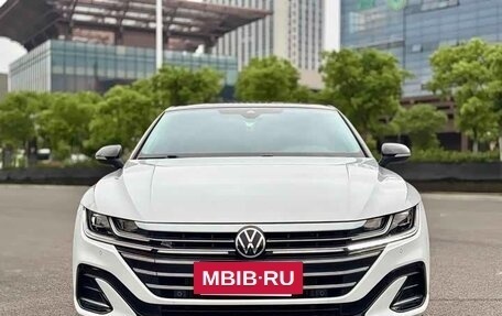 Volkswagen Passat CC, 2022 год, 2 600 008 рублей, 2 фотография