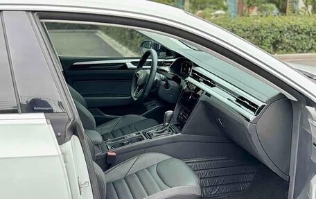 Volkswagen Passat CC, 2022 год, 2 600 008 рублей, 12 фотография