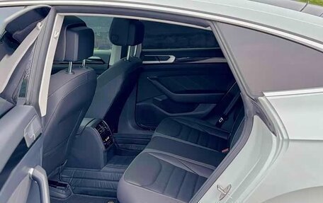 Volkswagen Passat CC, 2022 год, 2 600 008 рублей, 13 фотография