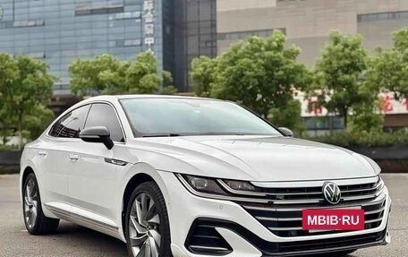 Volkswagen Passat CC, 2022 год, 2 600 008 рублей, 3 фотография