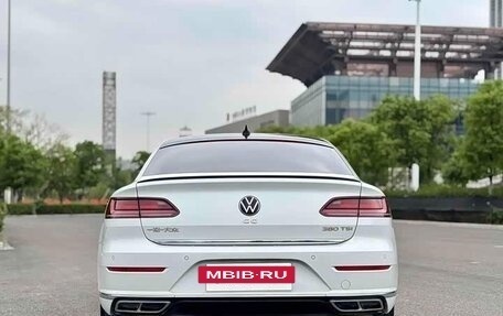 Volkswagen Passat CC, 2022 год, 2 600 008 рублей, 15 фотография