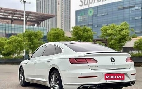 Volkswagen Passat CC, 2022 год, 2 600 008 рублей, 14 фотография