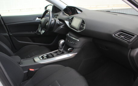 Peugeot 308 II, 2014 год, 990 000 рублей, 10 фотография