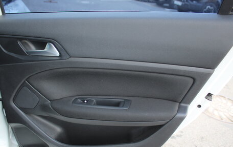 Peugeot 308 II, 2014 год, 990 000 рублей, 17 фотография