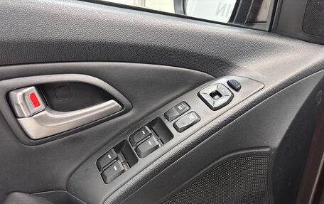 Hyundai ix35 I рестайлинг, 2013 год, 1 250 000 рублей, 10 фотография