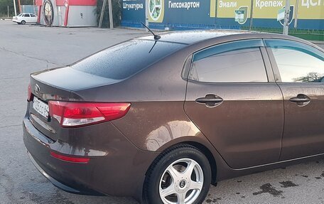 KIA Rio III рестайлинг, 2015 год, 1 075 000 рублей, 3 фотография
