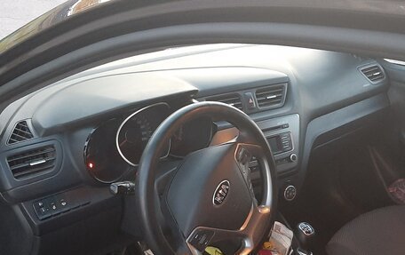 KIA Rio III рестайлинг, 2015 год, 1 075 000 рублей, 8 фотография