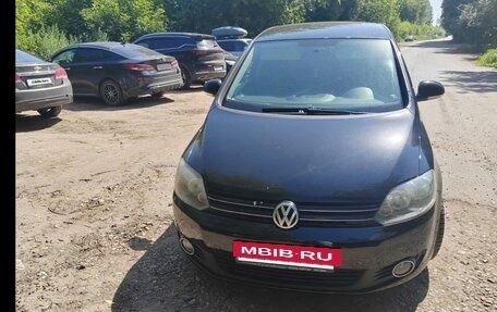 Volkswagen Golf Plus II, 2012 год, 650 000 рублей, 2 фотография