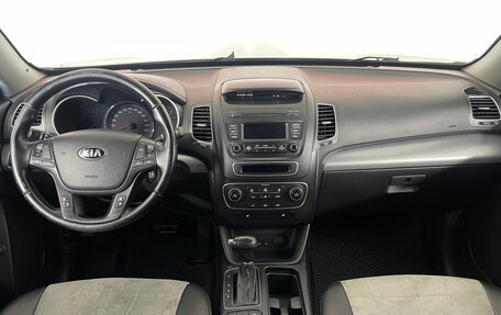 KIA Sorento II рестайлинг, 2013 год, 1 400 000 рублей, 13 фотография