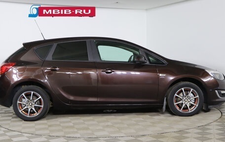 Opel Astra J, 2013 год, 669 990 рублей, 4 фотография