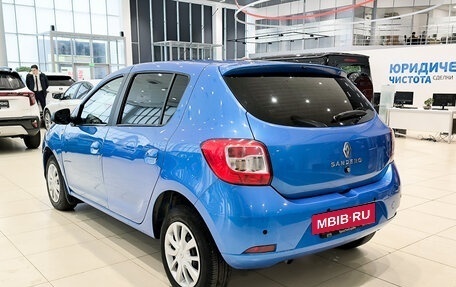 Renault Sandero II рестайлинг, 2021 год, 1 099 000 рублей, 8 фотография