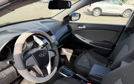 Hyundai Solaris II рестайлинг, 2011 год, 730 000 рублей, 8 фотография