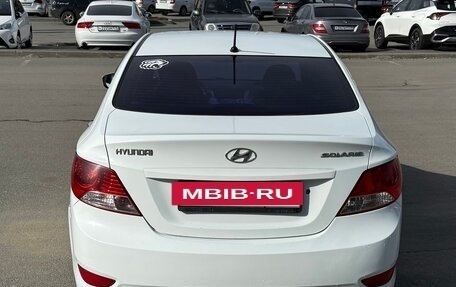 Hyundai Solaris II рестайлинг, 2011 год, 730 000 рублей, 6 фотография