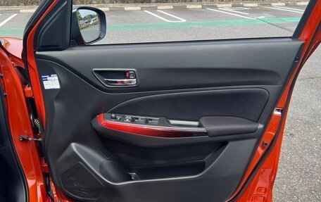 Suzuki Swift V, 2021 год, 1 500 000 рублей, 12 фотография