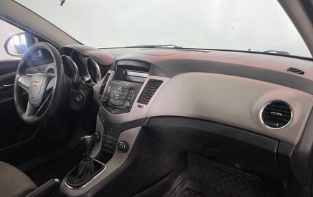 Chevrolet Cruze II, 2012 год, 500 000 рублей, 9 фотография
