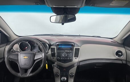 Chevrolet Cruze II, 2012 год, 500 000 рублей, 10 фотография