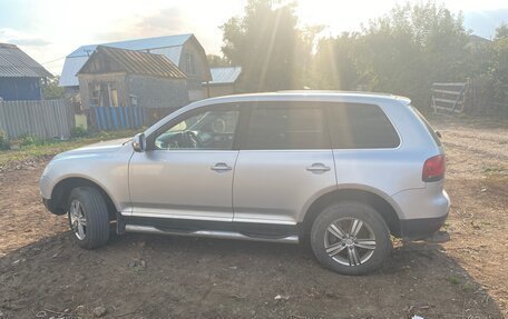 Volkswagen Touareg III, 2005 год, 730 000 рублей, 3 фотография