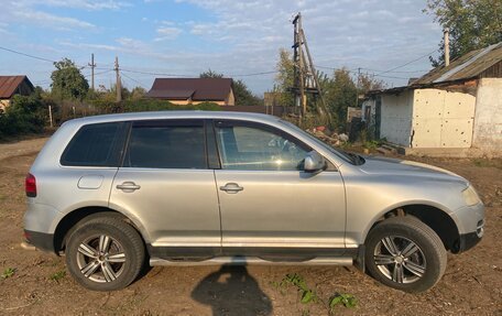 Volkswagen Touareg III, 2005 год, 730 000 рублей, 8 фотография