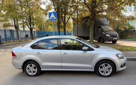 Volkswagen Polo VI (EU Market), 2011 год, 500 000 рублей, 5 фотография