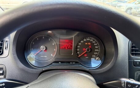 Volkswagen Polo VI (EU Market), 2011 год, 500 000 рублей, 20 фотография