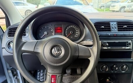 Volkswagen Polo VI (EU Market), 2011 год, 500 000 рублей, 19 фотография