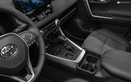 Toyota RAV4, 2025 год, 4 150 000 рублей, 17 фотография