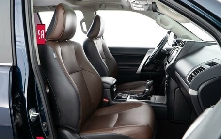 Toyota Land Cruiser Prado 150 рестайлинг 2, 2018 год, 5 998 321 рублей, 10 фотография