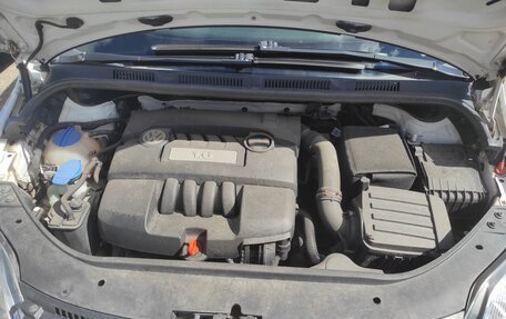 Volkswagen Golf Plus II, 2011 год, 720 000 рублей, 21 фотография