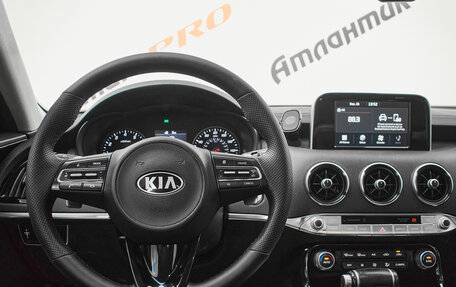 KIA Stinger I, 2017 год, 2 470 000 рублей, 11 фотография