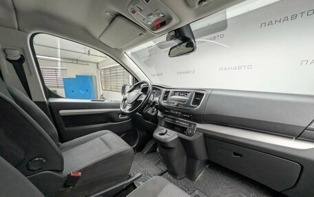 Peugeot Traveller I, 2020 год, 2 147 000 рублей, 13 фотография