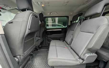 Peugeot Traveller I, 2020 год, 2 147 000 рублей, 10 фотография